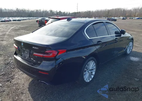 2021 BMW 530I xDrive из США, поврежденный, VIN WBA13BJ09MWW98615